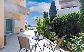 Aristea Apartments